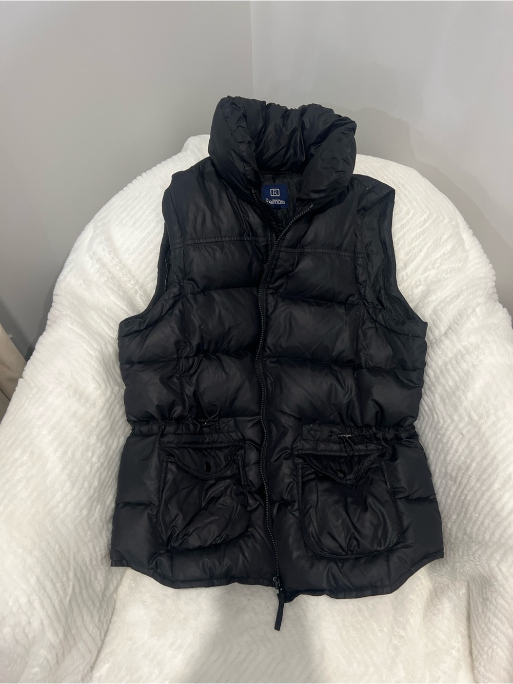 Reitmans Black Quilted Puffer Vest with High Collar
